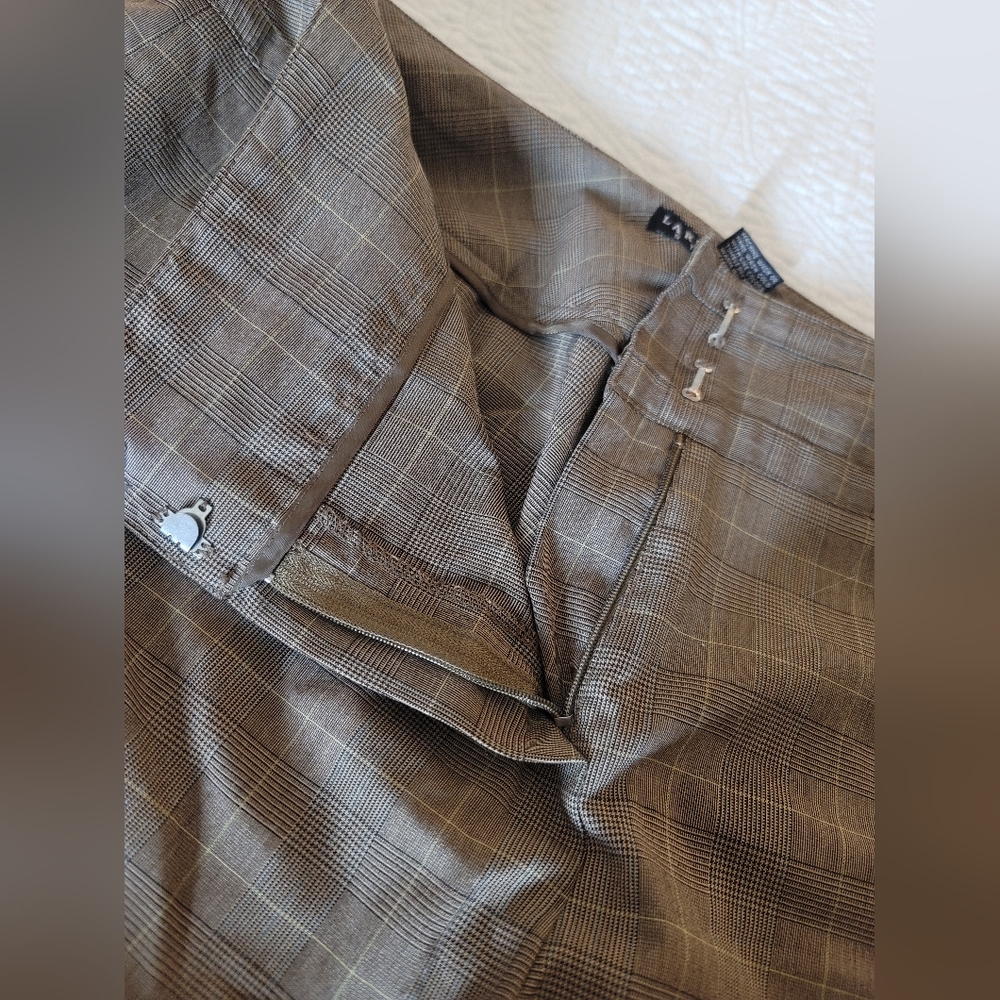 Larry Levine Stretch Women's Wide Plaid Leg Pants Color Brown Size 14 NWOT - Picture 5 of 12